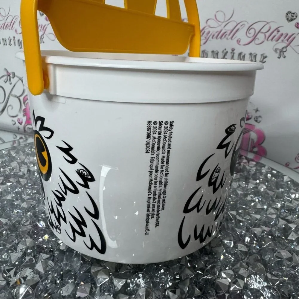Boo bucket mcdonald's monster classic M handle yellow white black Halloween 🎃